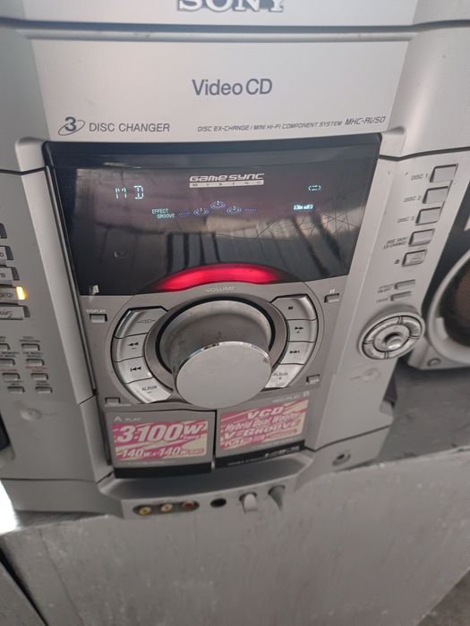 Музыкальный центр Сони