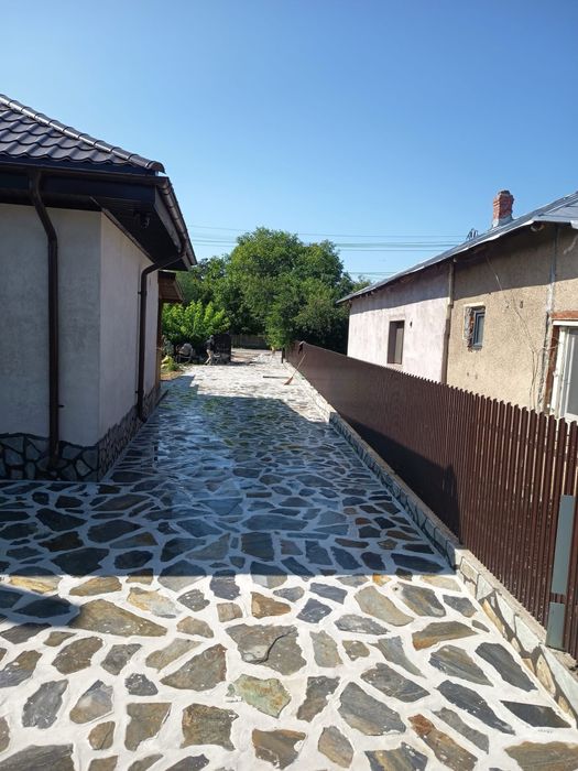 Piatra naturala de munte oriunde in tara + montat profesional