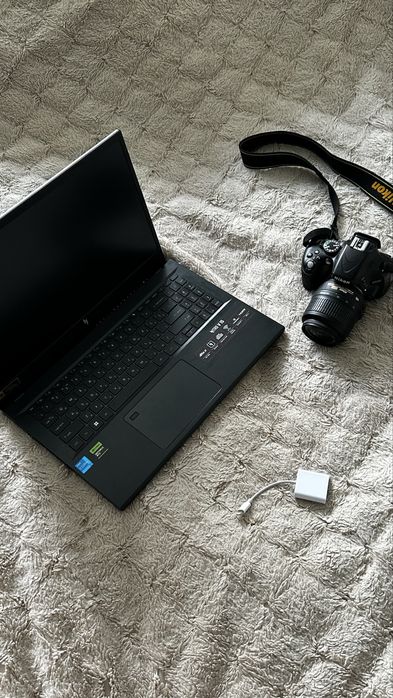 Продам фотоаппорат Nikon5100d