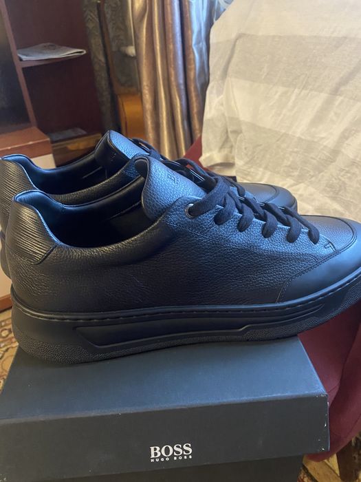 Кроссовки демисезонные