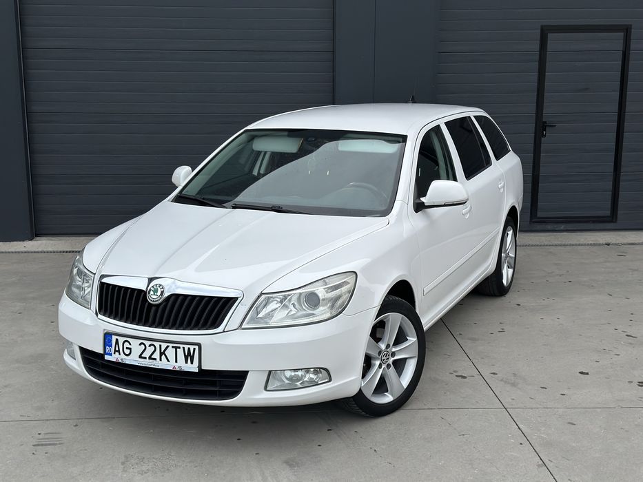 SKODA Octavia 2013 — imagine 1