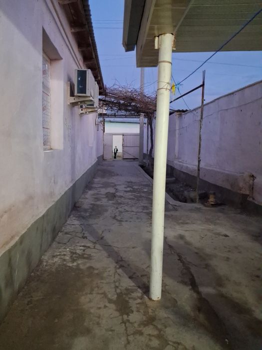 Уй сотилади  Портда