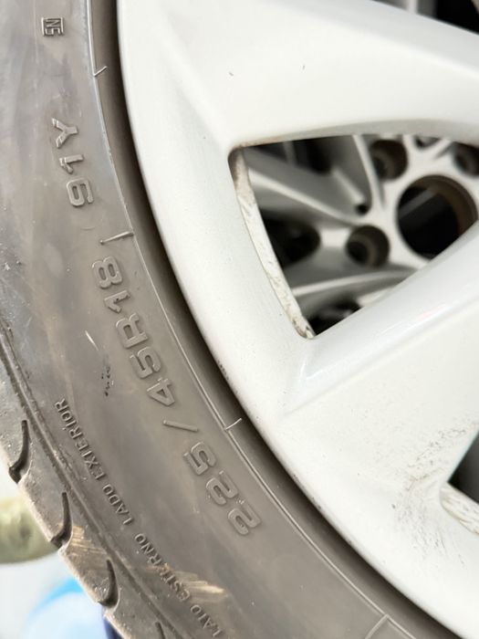 Roti aliaj originale Bmw X3 cu cauciucuri de vara 225/45/18