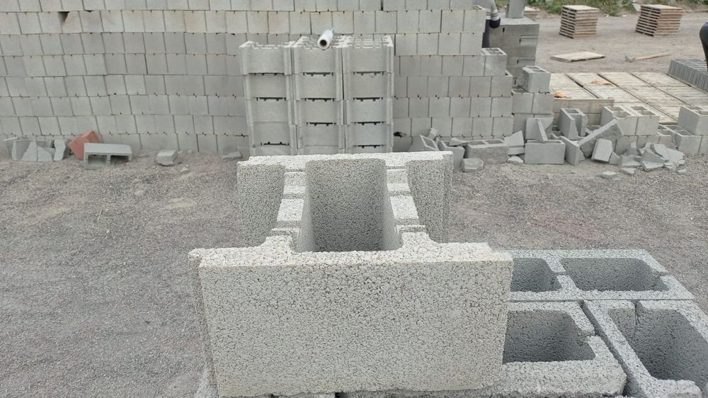 Несъёмная опалубка Новоблок для фундамента блоки сплитерные