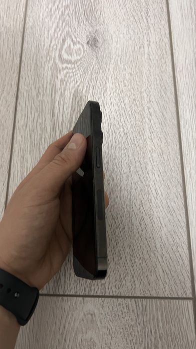 Iphone 15 pro 256gb Экран Менял