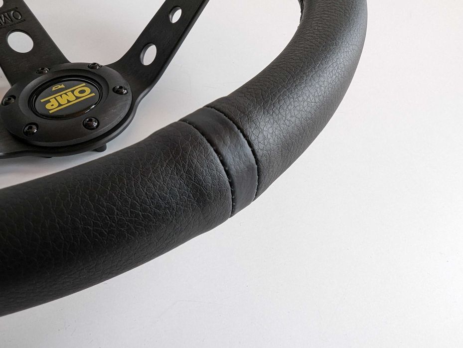 Волан ОМП кожен дълбок изнесен център спортен OMP