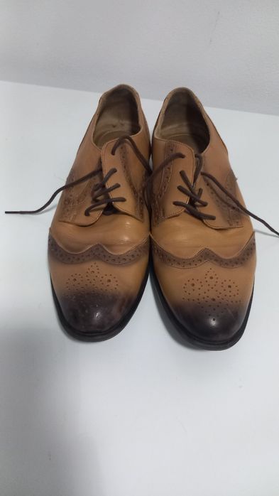 Pantofi barbati frumosi