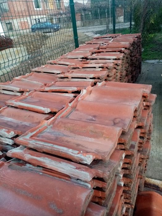 Продавам керемиди