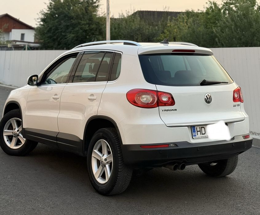 VW Tiguan 4x4 An de fabricatie 2009 Motorizare de 2.0 Diesel 140 cp 6+1 trepte inmatriculat fiscal pe loc