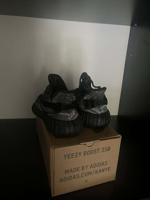Yeezy boost 350 grey