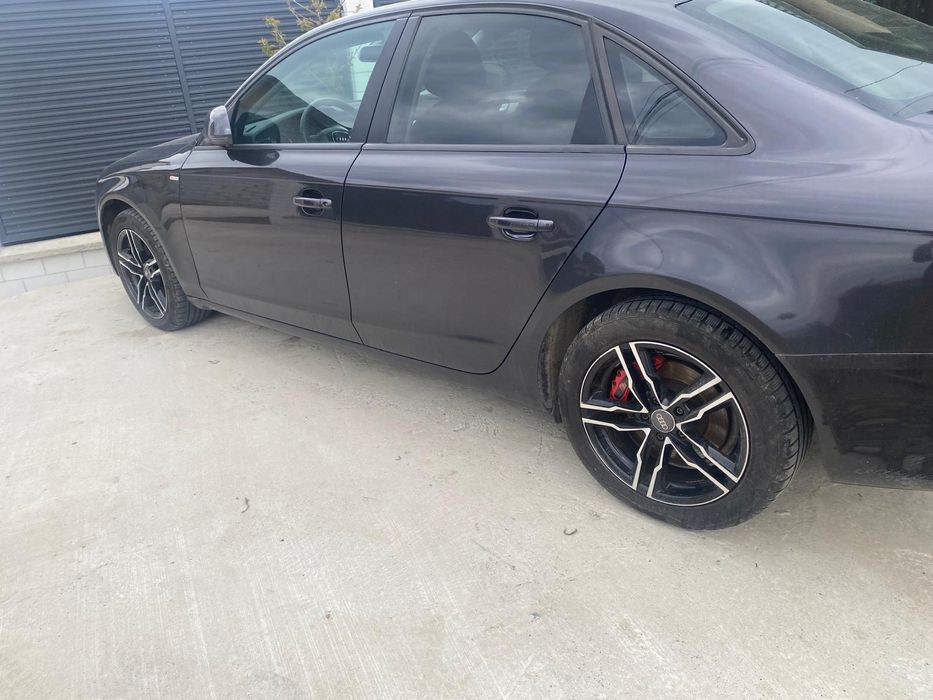 Vând Audi A4 2009