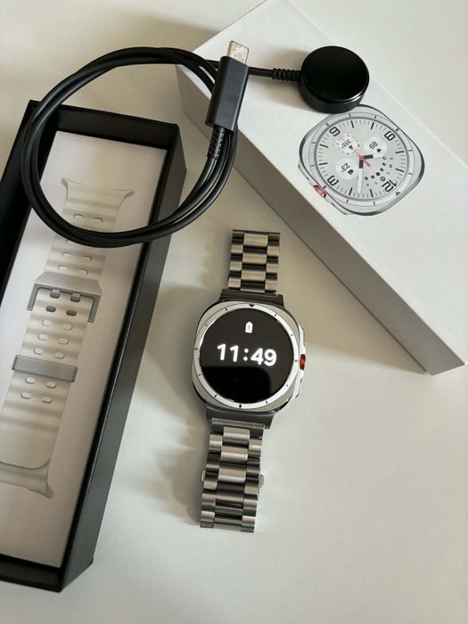 Vând Samsung Galaxy Watch ULTRA