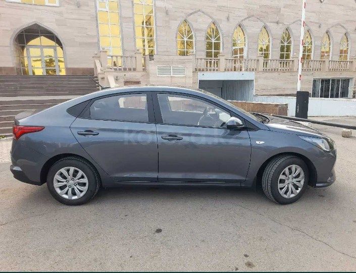 хендай акцент 2023 автомат