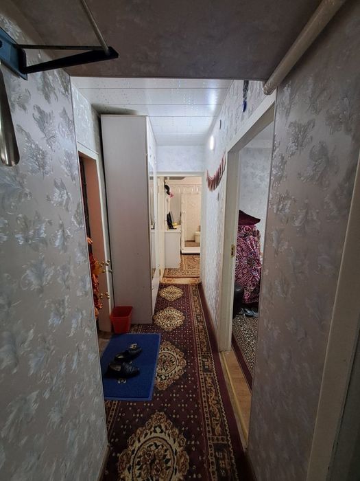 Своя метро М.Горкий 2/2/4  мологоборит с арендатором