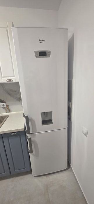 Frigider combina frigorifica BEKO in stare NOUA