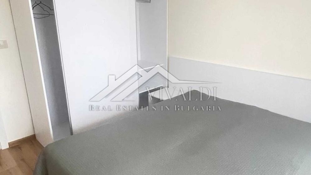 Дава се под наем Двустаен апартамент в Варна, Аспарухово - 70 кв.м за 700 € - Снимка #4