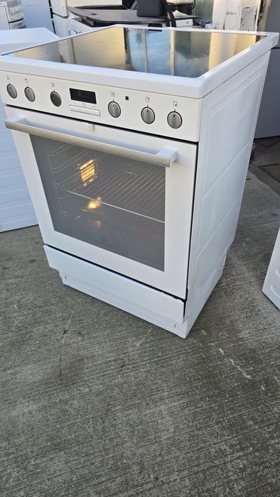 Печка Electrolux