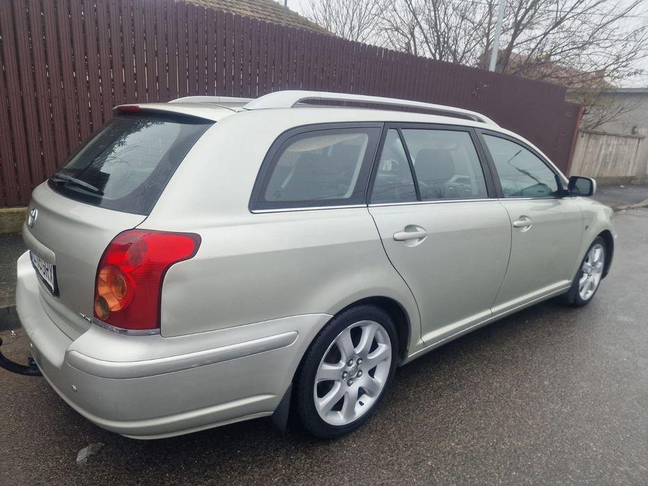 Toyota avensis 2.0