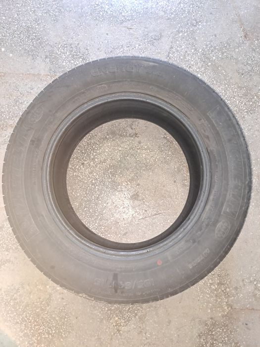 Vând set 4 anvelope vară Michelin 195/65/R15