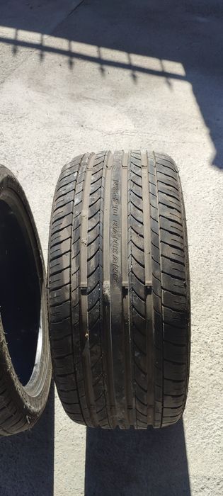 Продам шины 18 размера