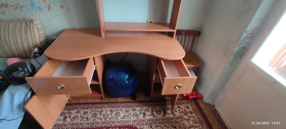 Письменный (компьютерный) стол