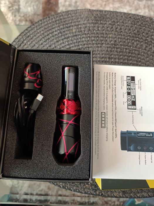 Машинка за татуиране татуировки Flux Max