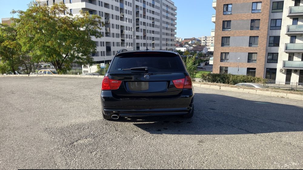 BMW Seria 3 2010 — imagine 4