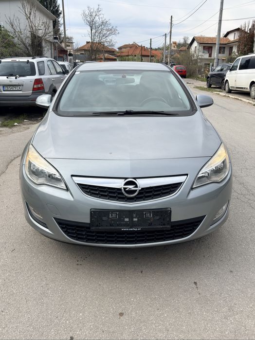 Opel astra J 1.6i 116кс на части