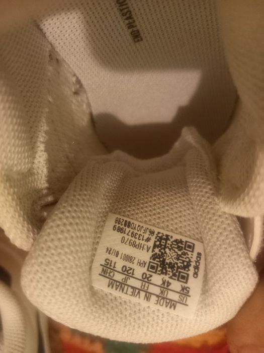 Adidași noi mărime 20