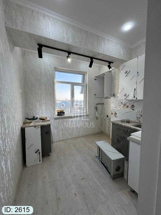 5 mikr somiy melodiya tarafda 3 xona tayyor kvartira sotiladi №2615