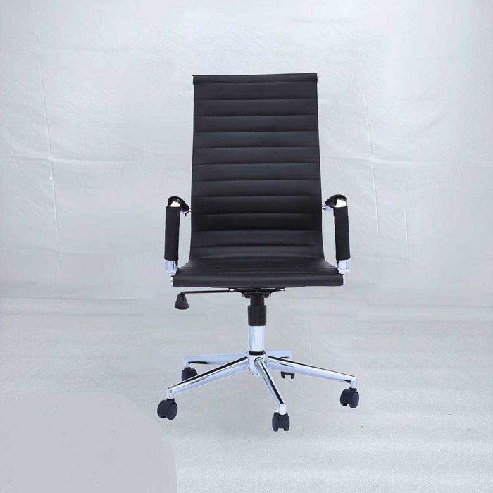 Кресло для офиса и дома Delgado