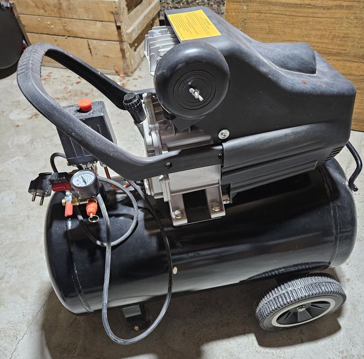 Kompresor Epa 50L deyarli yangi