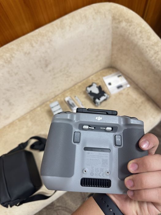 Продам DJI Mini 4 Pro Fly More Combo RC2 пульт