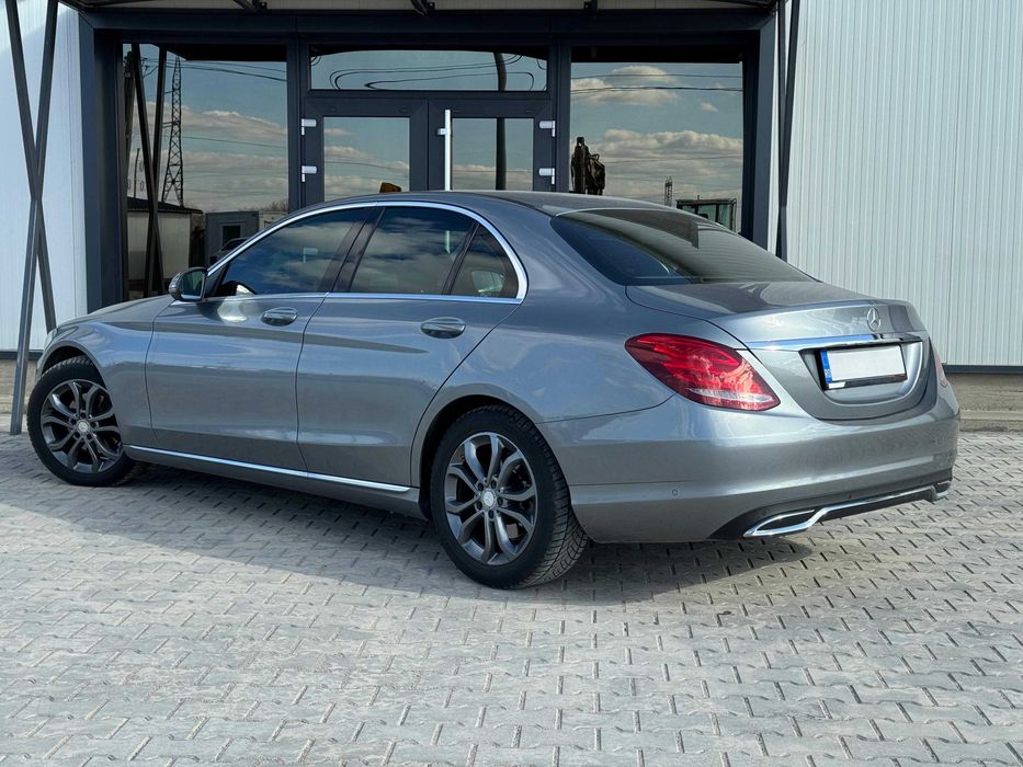 Mercedes-Benz C 220 7G-tronic