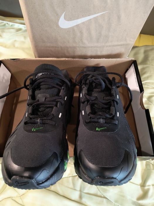 Маратонки NIKE  нови