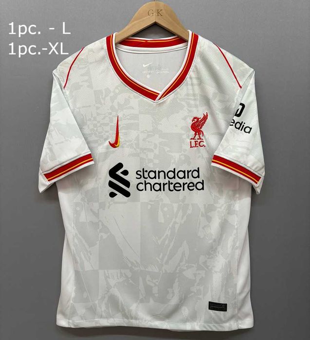 Тениски на Реал, Ливърпул, Милан, Байерн