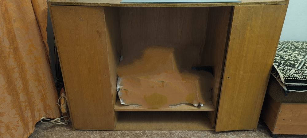 Комод , шкафчик бельевой, тумба