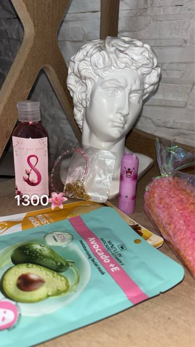 подарки на 8 марта