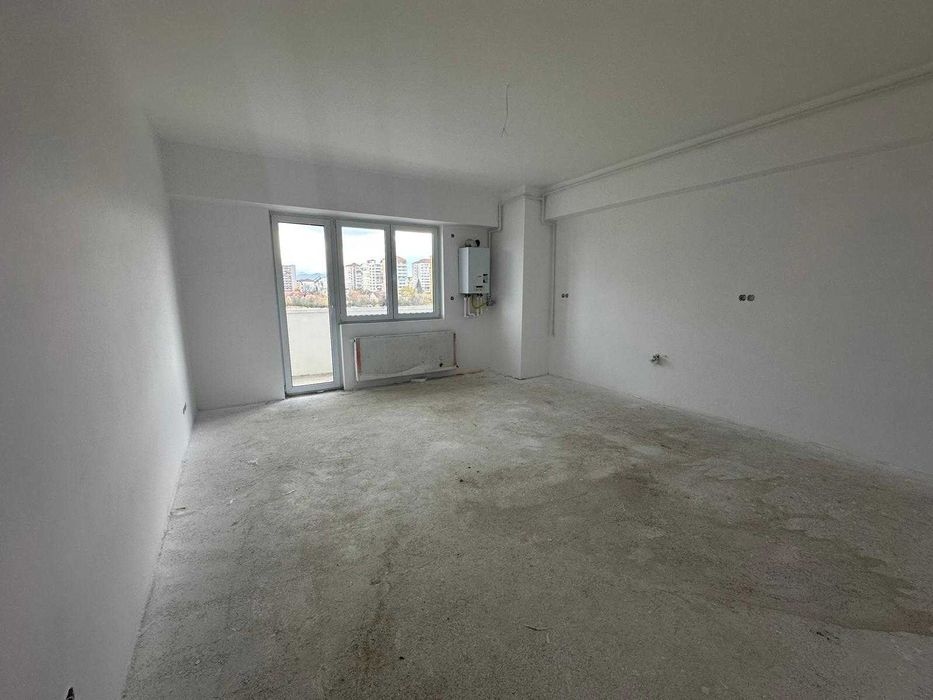 Apartament 3 camere - 2 bai - et.3 - Mihai Viteazu - 92 mp + balcon