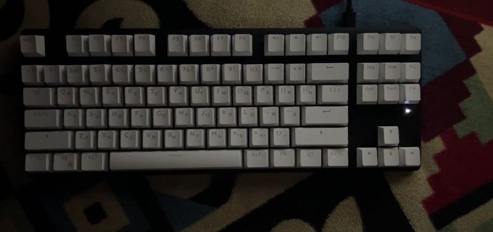 HyperX Alloy Origins (blue switch)