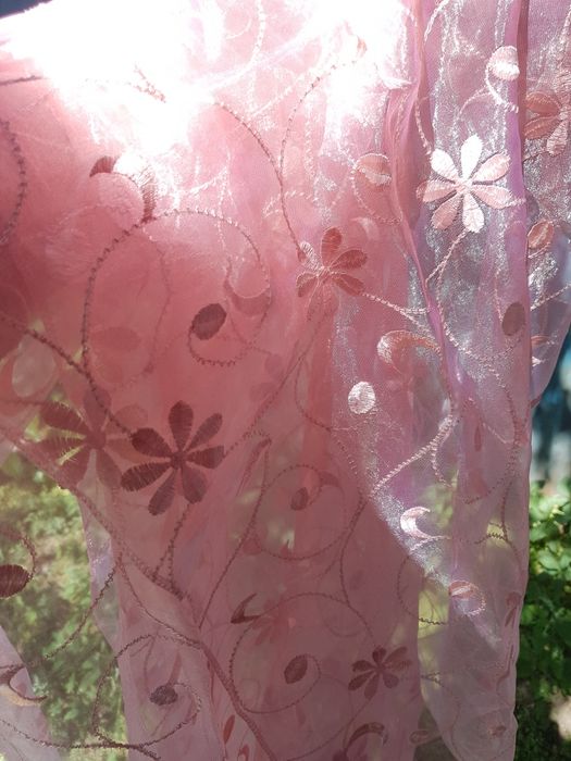 Продам женские вещи дешёво.