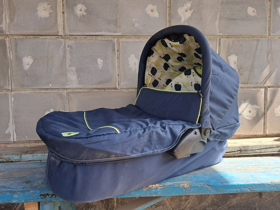 Коляска hauck (3 в 1)