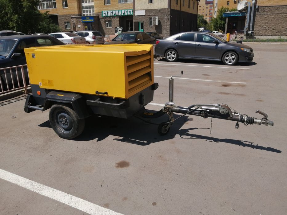 Продам  компрессор Atlas copco Xas 66,