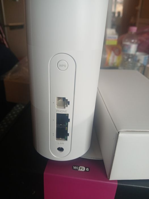 Безжичен рутер, ZTE MC888, 5G, 17GB/s, Бял