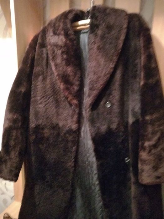 ,Шуба нутриевая,Пуховик