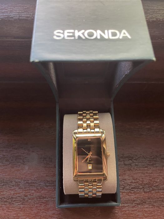Ceas Sekonda Aurit Dama