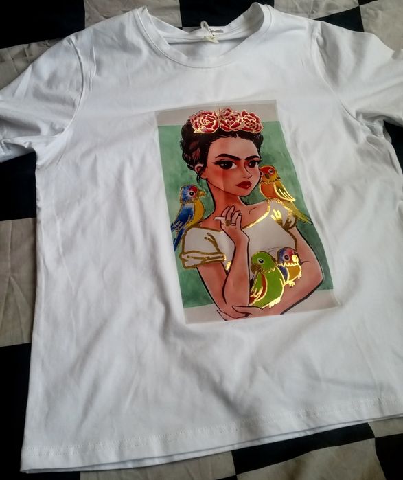 Футболка белая с принтом