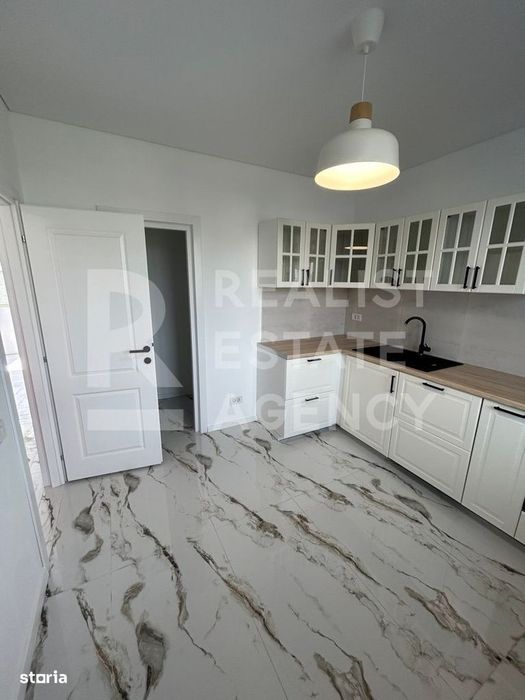 Prima închiriere, vila Otopeni, teren - 255 mp, 2 locuri de parcare