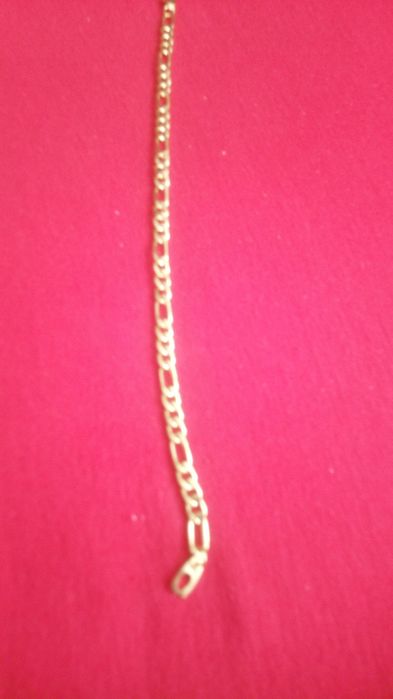 Гривни.         .