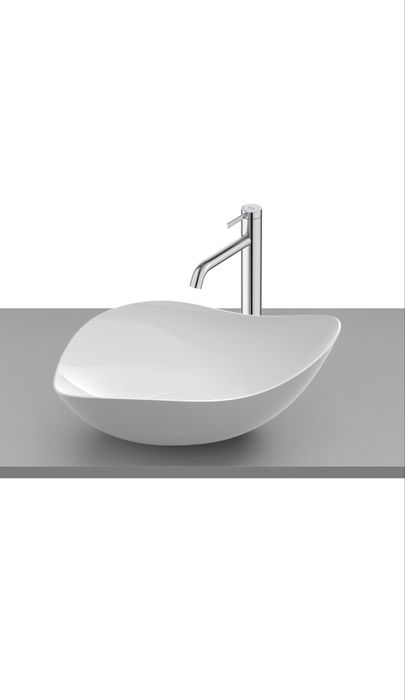 Умивалник върху плот (Roca)